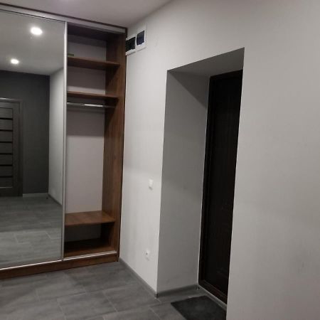 Апарт-Сервис S1 อุชโฮรอด ภายนอก รูปภาพ